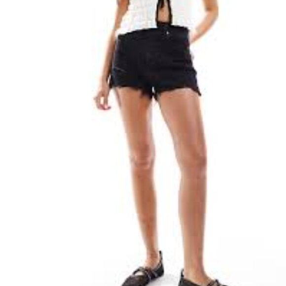 Zara Black Ripped Denim Women Short Size 6 - Picture 8 of 8